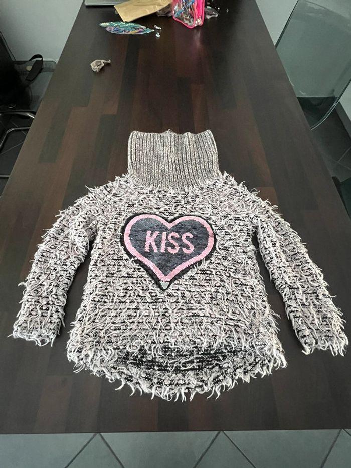 Pull fille sequin taille 6 ans avec paillette écaille en parfait état made in italy - photo numéro 1