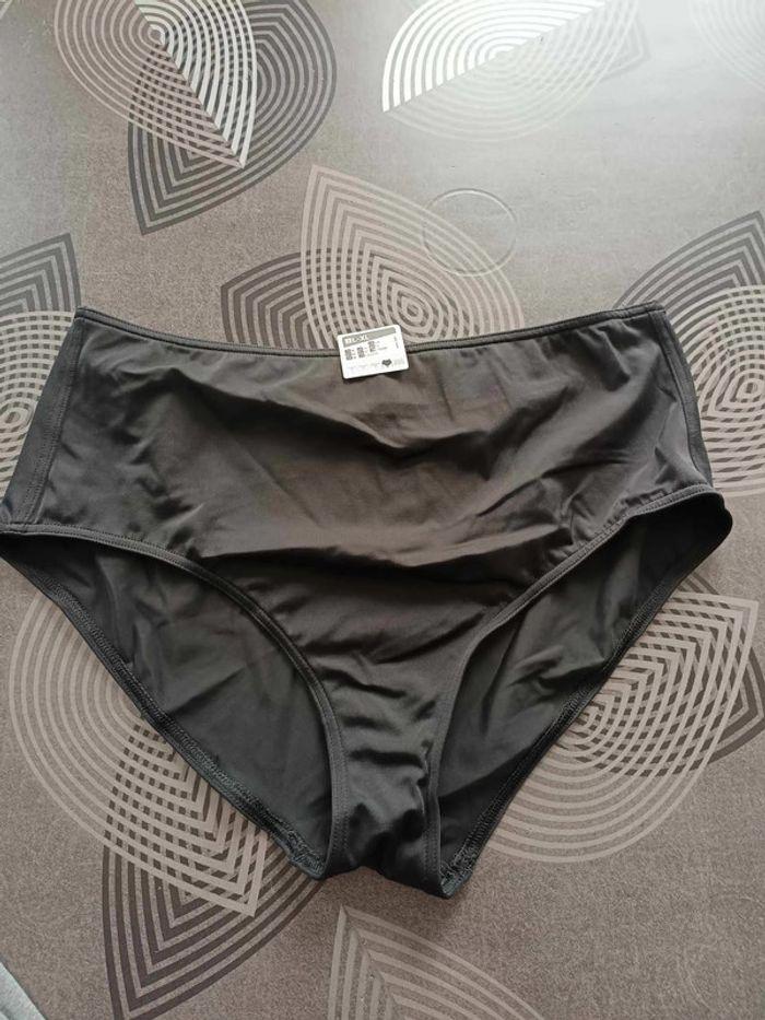 culotte de bain T46 - photo numéro 1