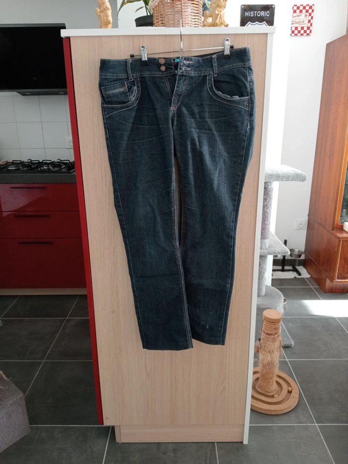 Jeans bleu droit taille 40/42 - photo numéro 1