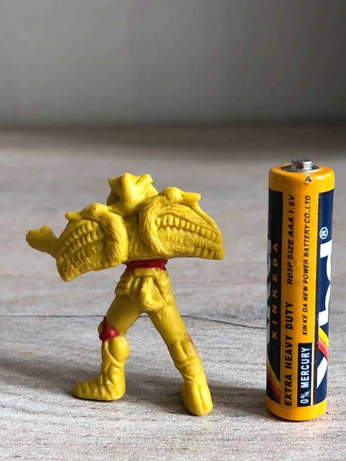 Petite figurine vintage power rangers bandai 1995 - photo numéro 2