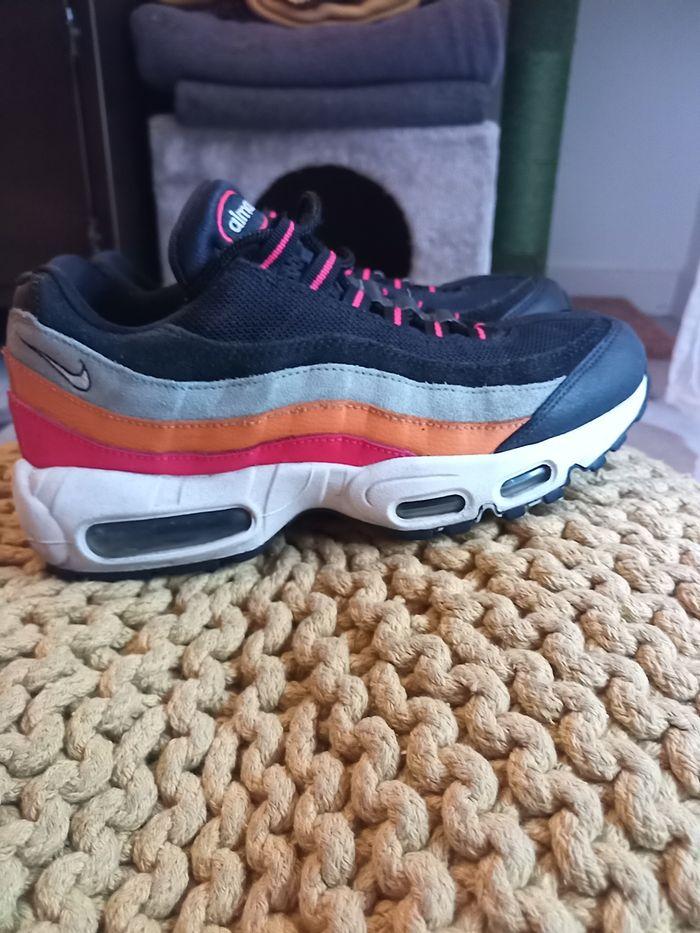 Air Max 95 orange rouge gris et noir ☀️ - photo numéro 2