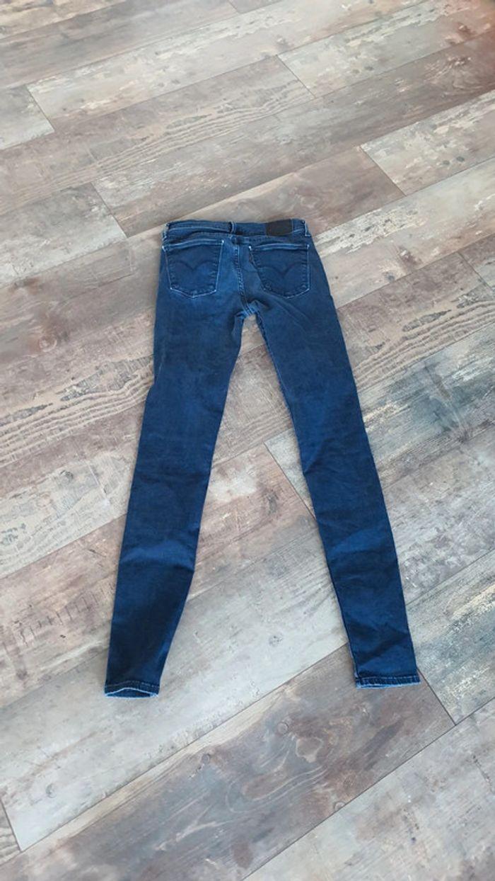 Jean levi's 710 super skinny w27 l32 taille 36 en très bon état - photo numéro 11