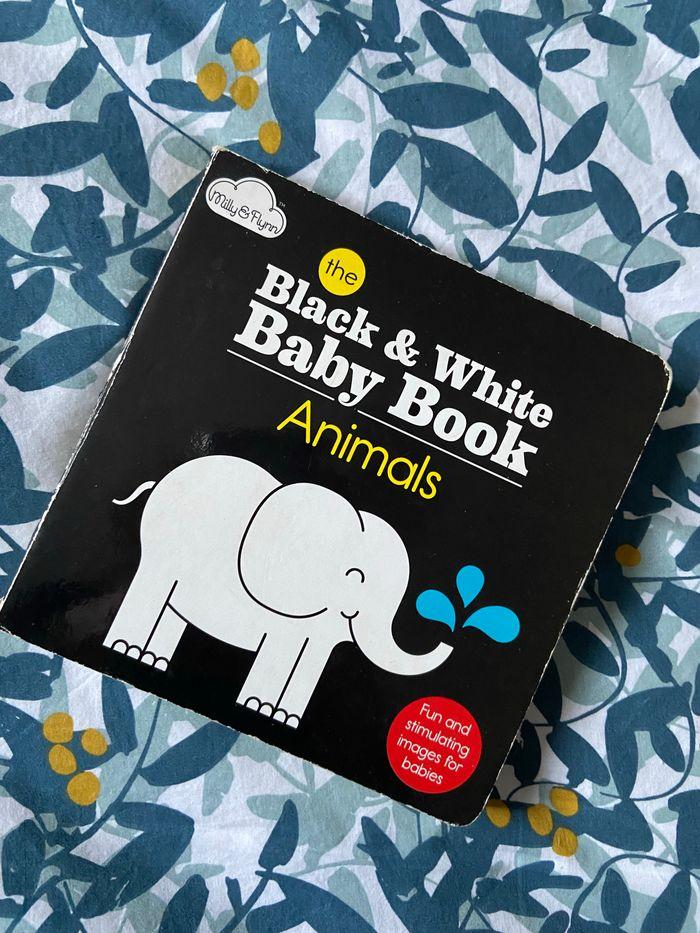 Livre d’imagés Black And White Baby book - photo numéro 1