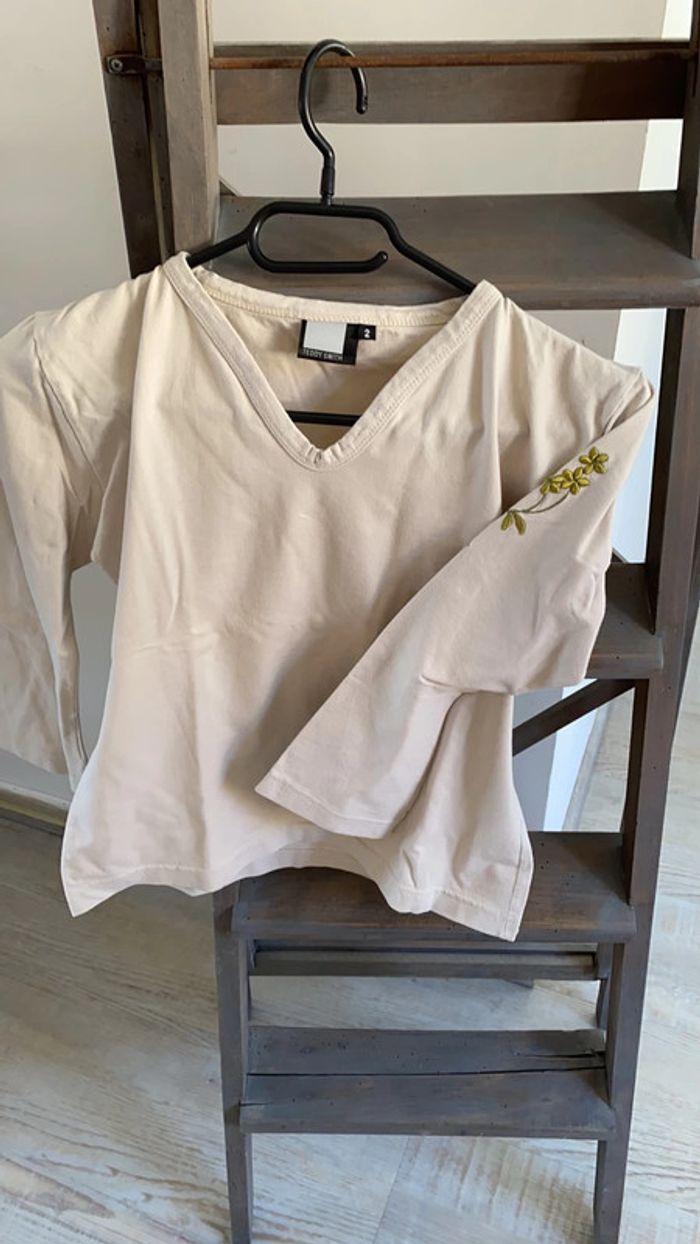 Tee-shirt T2 beige broderie kaki - photo numéro 3