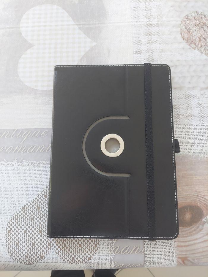 Étui pour tablette universelle de 9 10 11 pouce en cuir noire avec pochette rotatif tout neuf - photo numéro 2