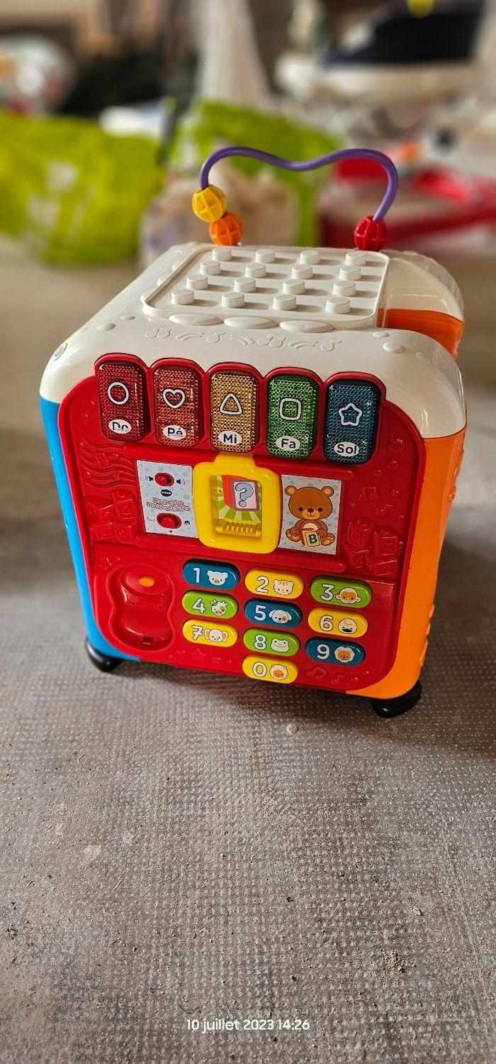 Cube D'activité   vtech - photo numéro 3