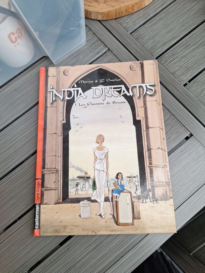 BD India Dreams - Tome 1 : les chemins de Brume - photo numéro 1