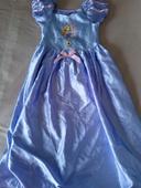 Jolie robe "Raiponce", taille 5/6 ans