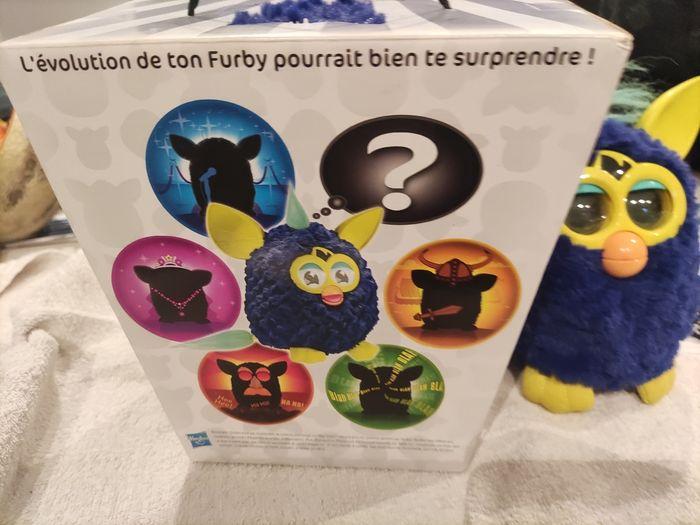 Furby 2012 avec boîte - photo numéro 6