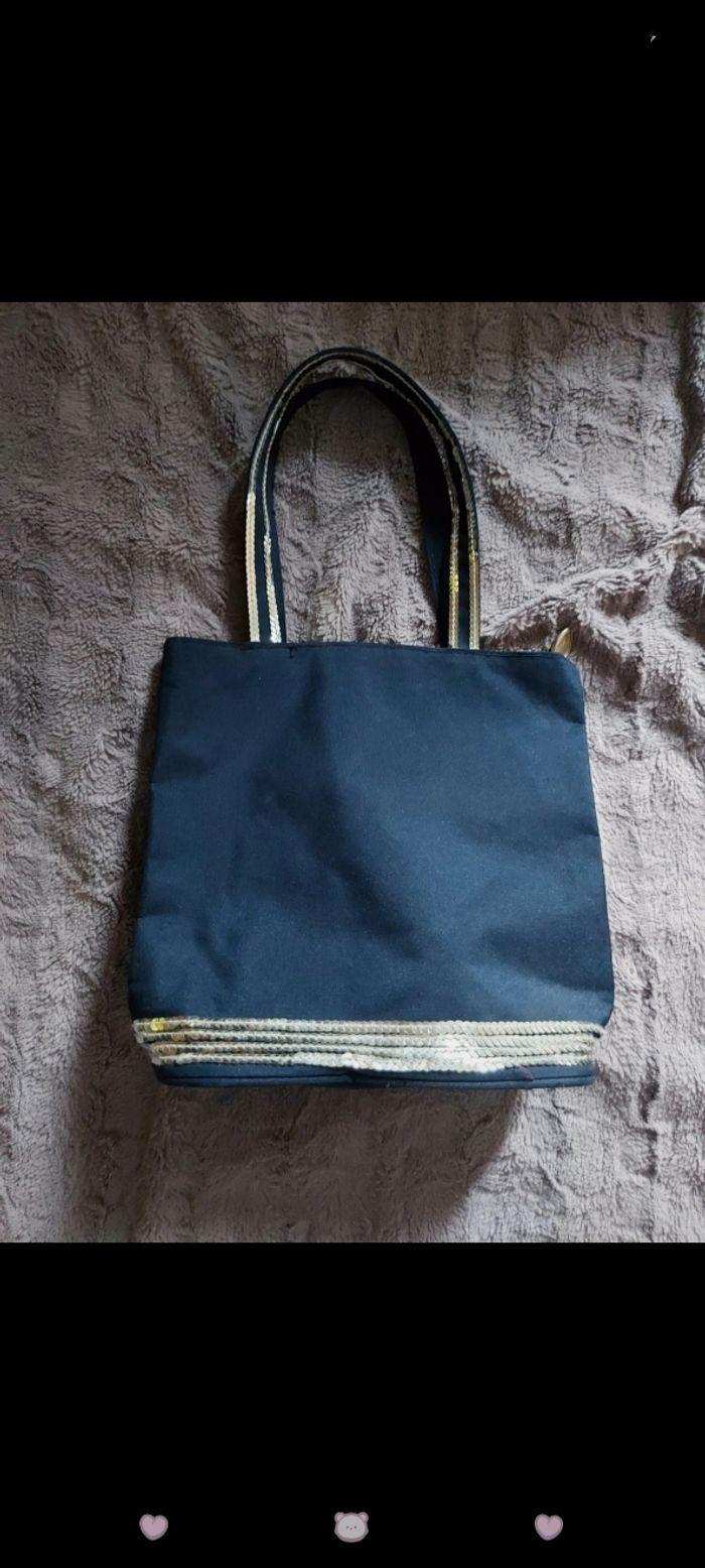 Sac fille ou femme - photo numéro 1