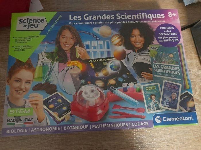 Sciences et jeu les grandes scientifiques Clémentoni neuf