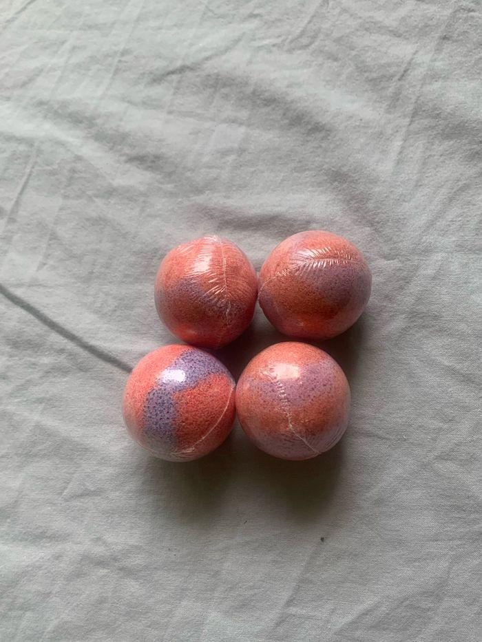 Lot de 4 boules de bain - photo numéro 2