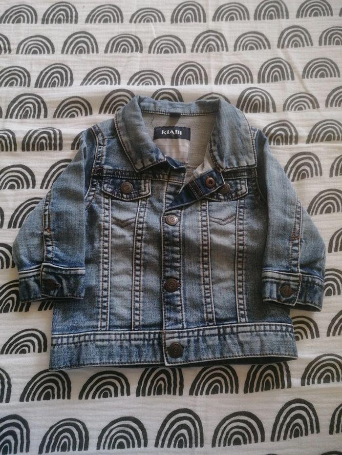 Veste en Jean. 6 mois. - photo numéro 1