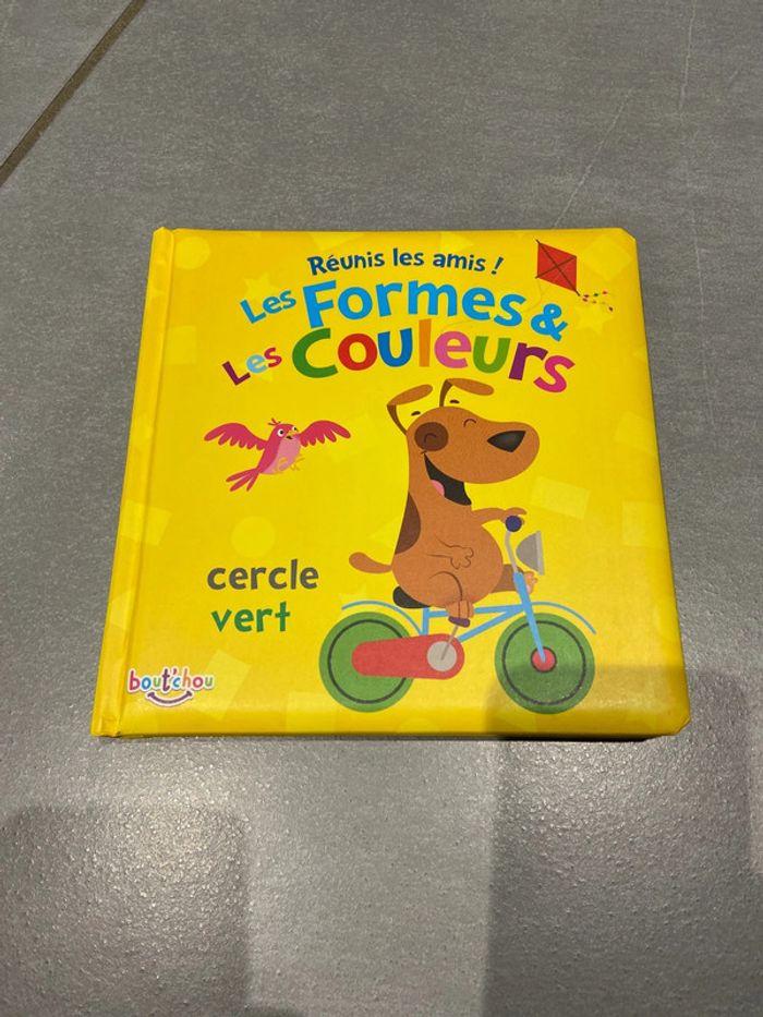 Livre formes et couleurs - photo numéro 1