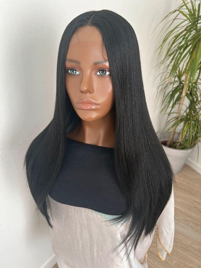 Perruque lisse noire lace frontal - photo numéro 10