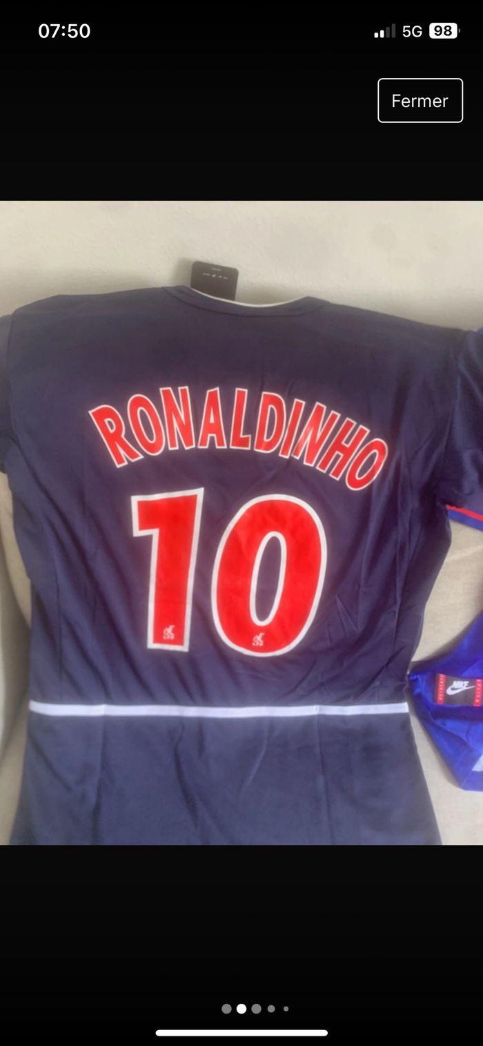 Maillot de foot psg ou Manchester United - photo numéro 2