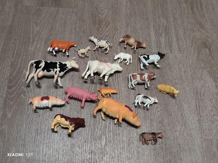 Lot figurines animaux de la ferme - photo numéro 1