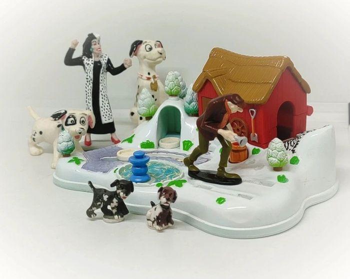 🐾 1998 Polly Pocket Disney dalmatian 101 dalmatiens playset maison house neige snow mini bluebird - photo numéro 1