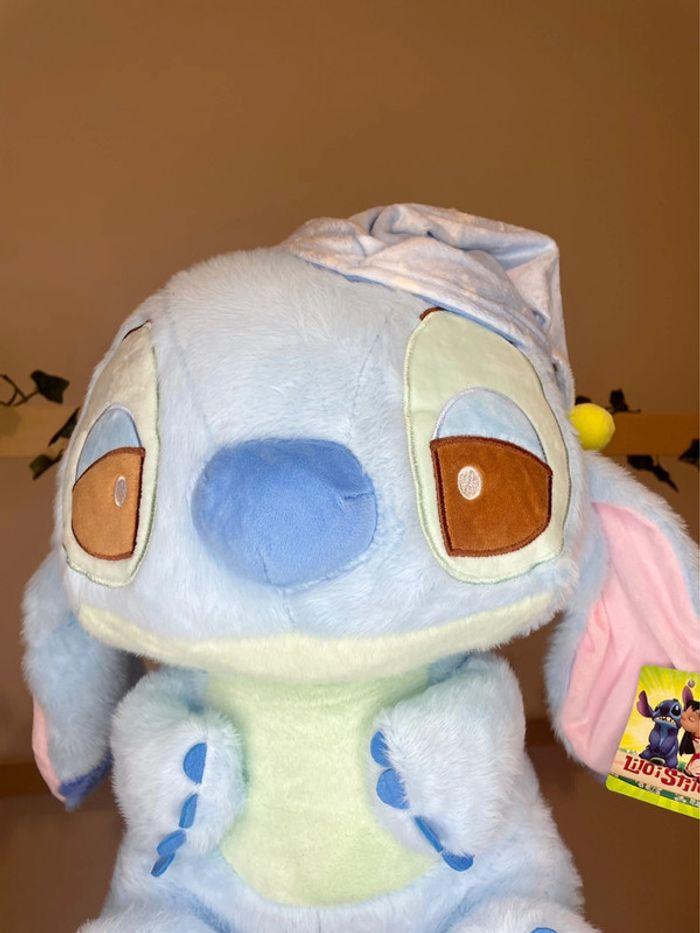 Peluche Disney Stitch pyjama Endormi grande taille - photo numéro 4