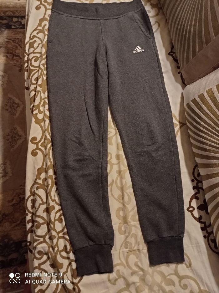 Pantalon adidas - photo numéro 1