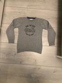 Pull gris enfant