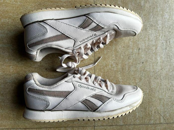 Reebok 37 très bon état - photo numéro 1