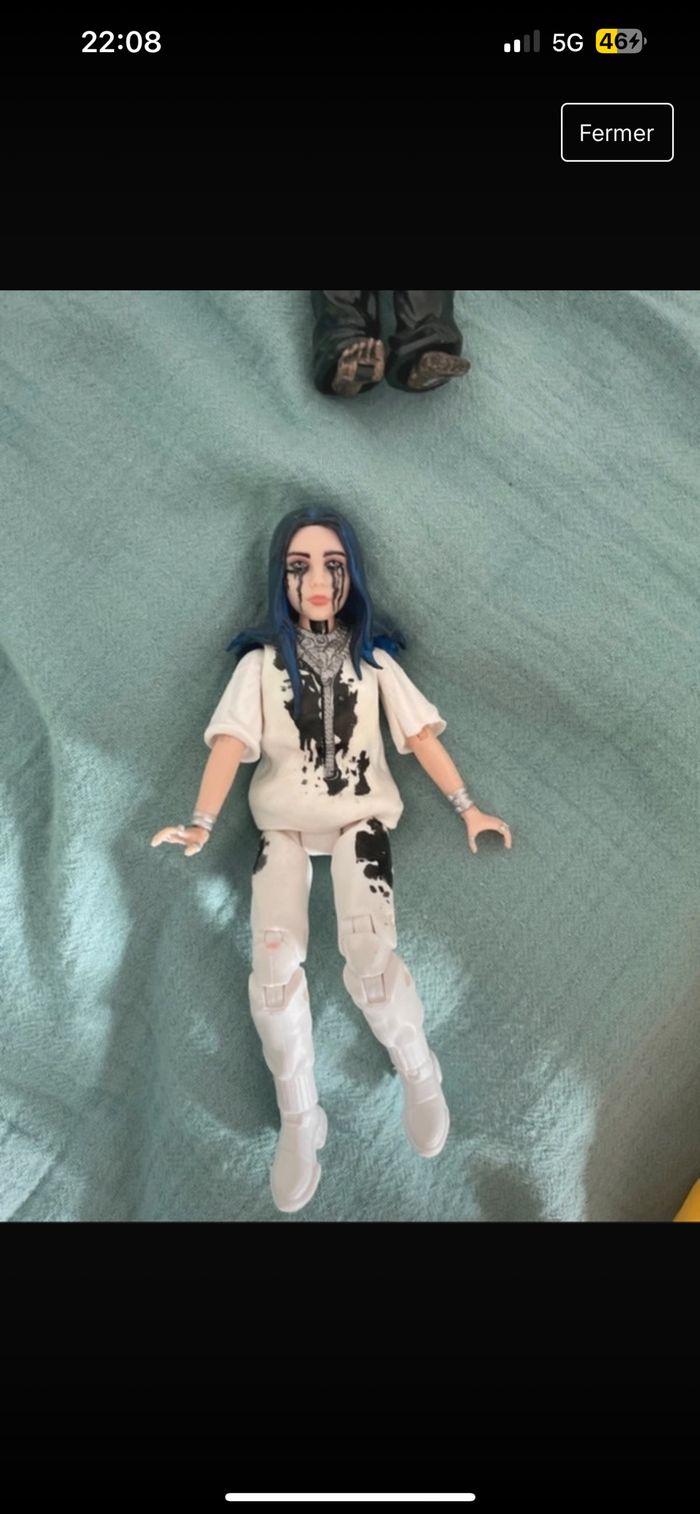 Figurine billie eilish - photo numéro 3