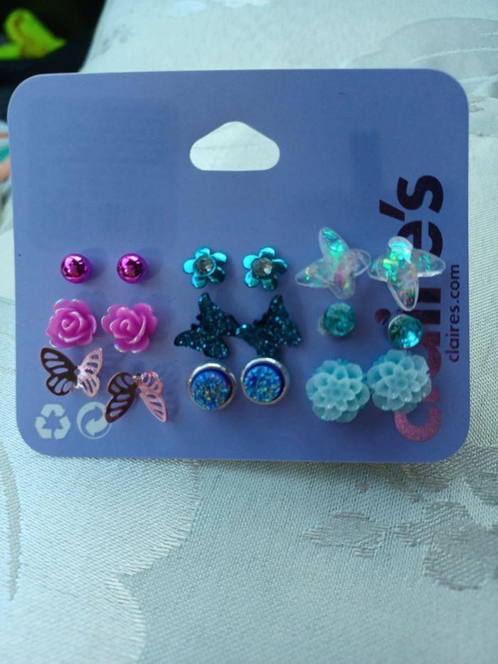 paires de boucles d'oreilles