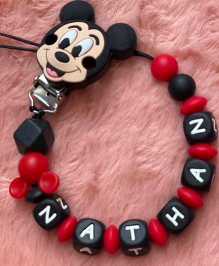 Attache tétine Mickey