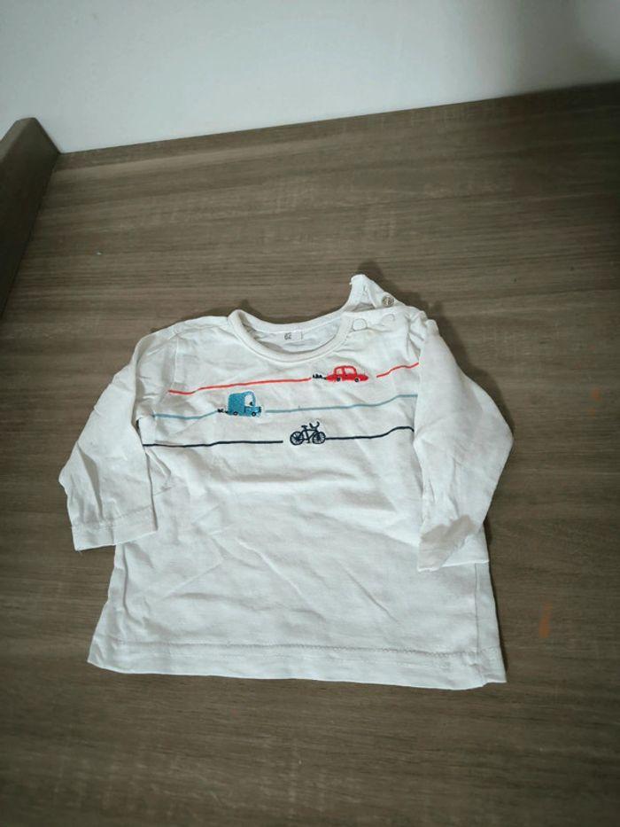 T-shirt manche longue 3 mois - photo numéro 1