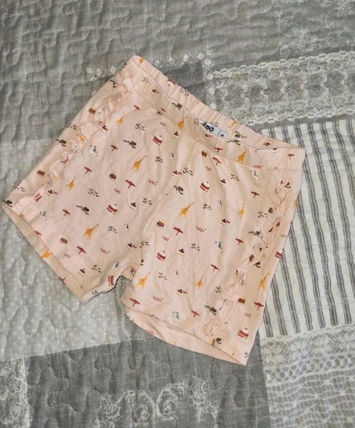 Short beige à motif taille 4 ans - photo numéro 1