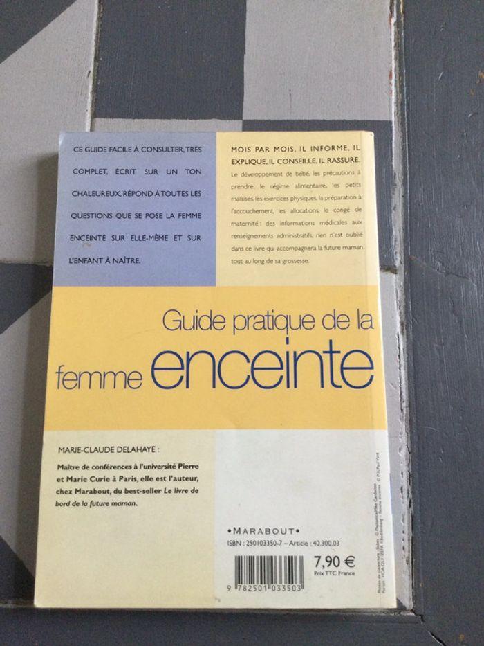 Livre femme enceinte - photo numéro 2