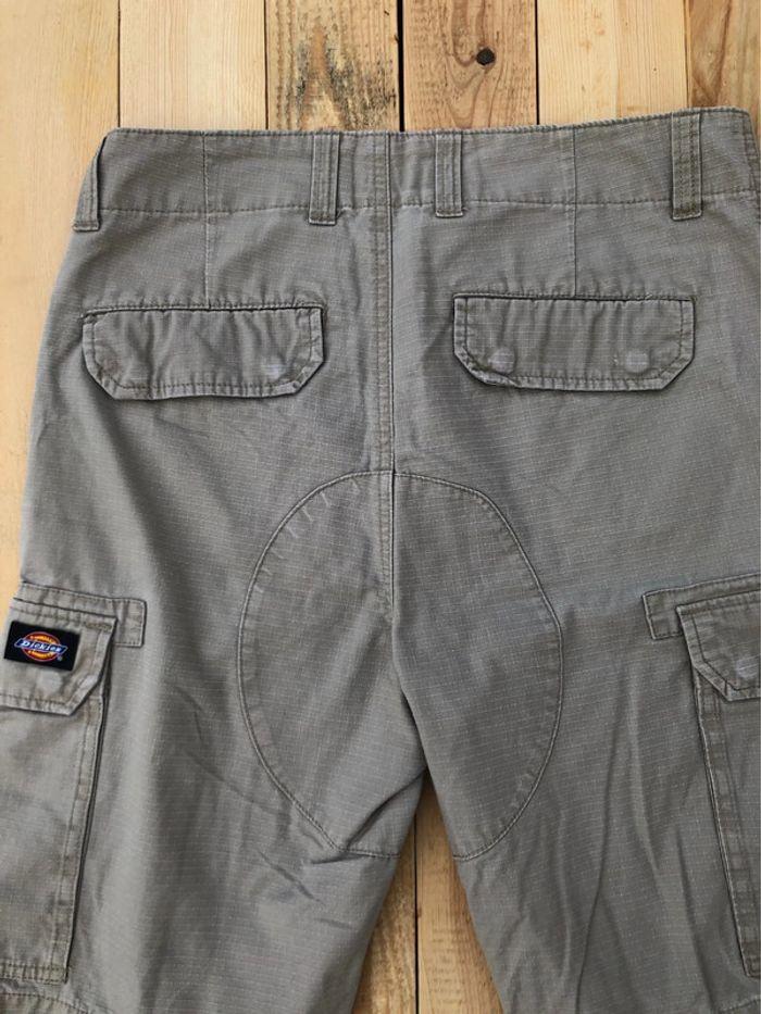 Short cargo aviateur Dickies beige taille 28US - photo numéro 6