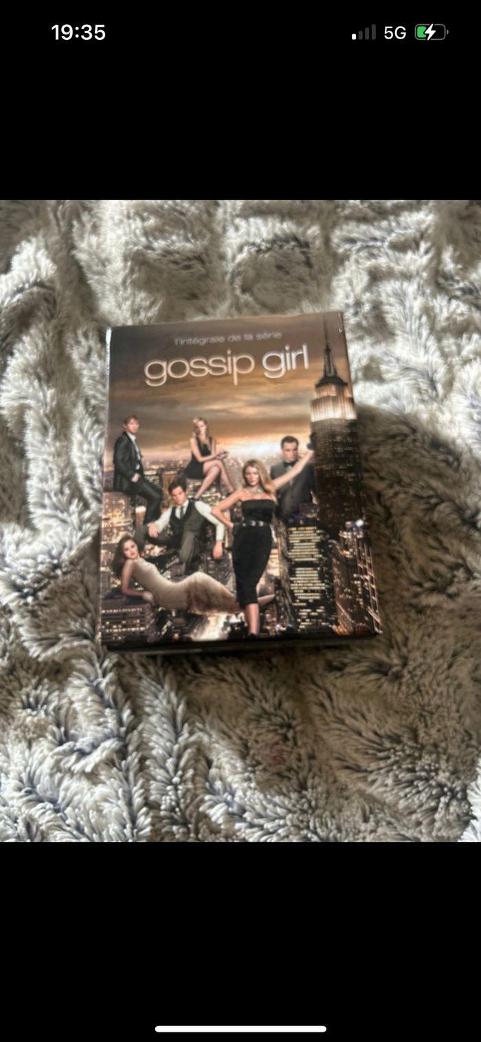 Coffret Gossip Girl - photo numéro 1