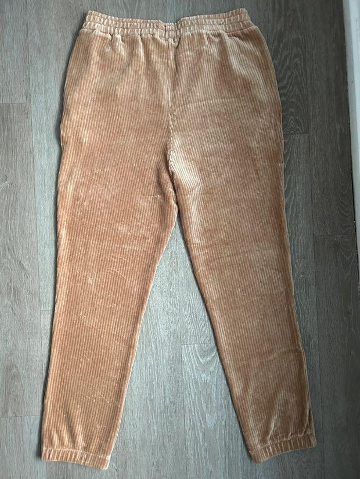 Pantalon femme en velours - photo numéro 2