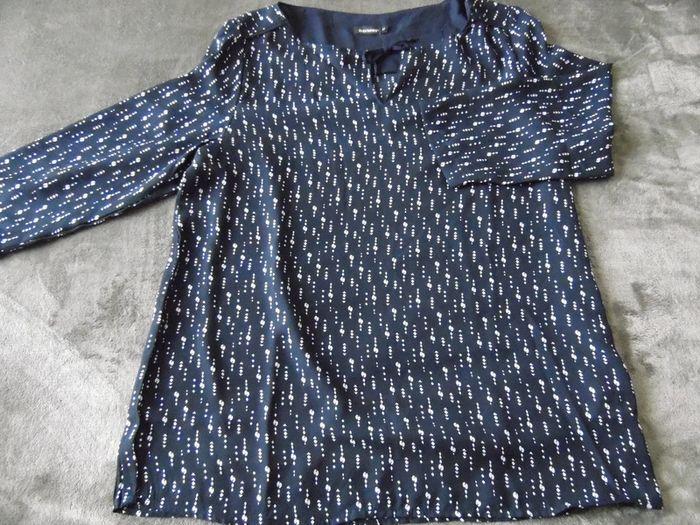 Jolie blouse bleue, taille 40. - photo numéro 3