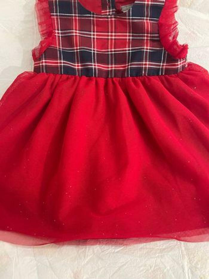 Robe bébé fille pour les fêtes - photo numéro 1