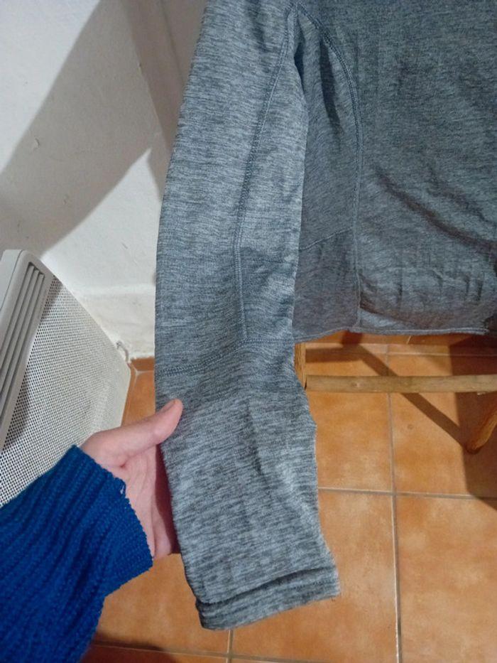 Pull de sport taille S 36/38 - photo numéro 5