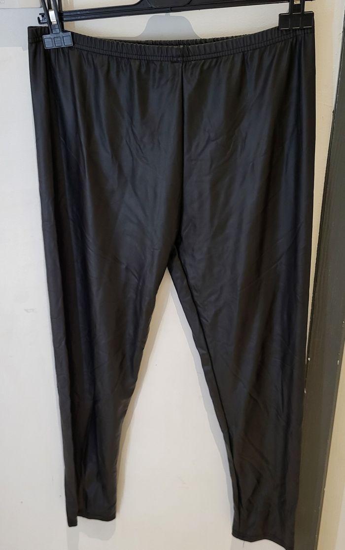 Pantalon femme noir en 46 de LLDR - photo numéro 1