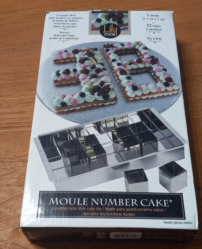 Moule number cake