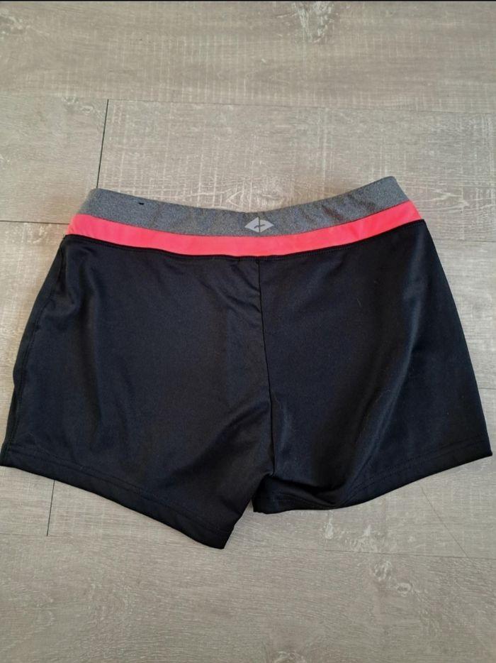 Short de sport taille S - photo numéro 3