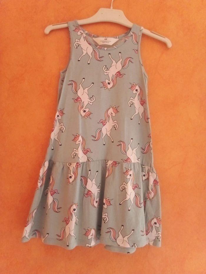 Robe motifs licorne - photo numéro 1