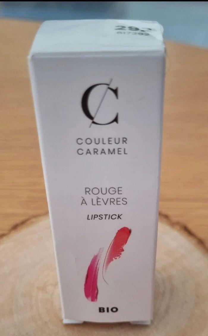 Rouge à lèvres bio couleur caramel - photo numéro 2