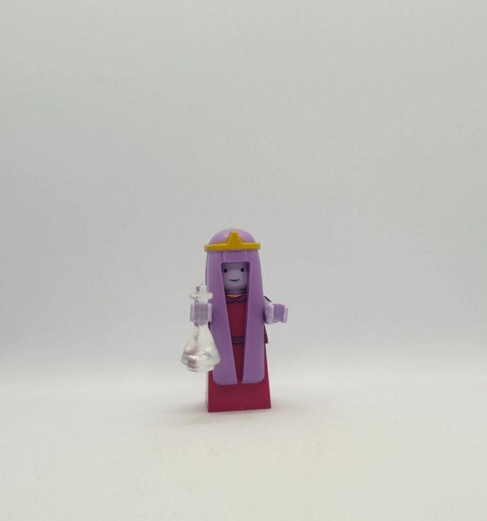 Figurine Adventure Time  - Princesse Chewing-Gum - (Style Lego) - photo numéro 5