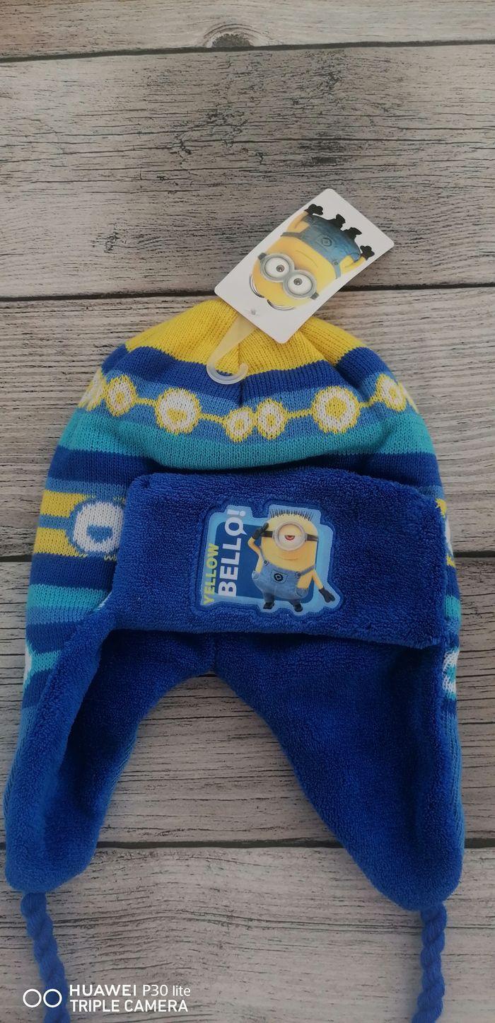 Bonnet enfant Minions 54 cm neuf. - photo numéro 4