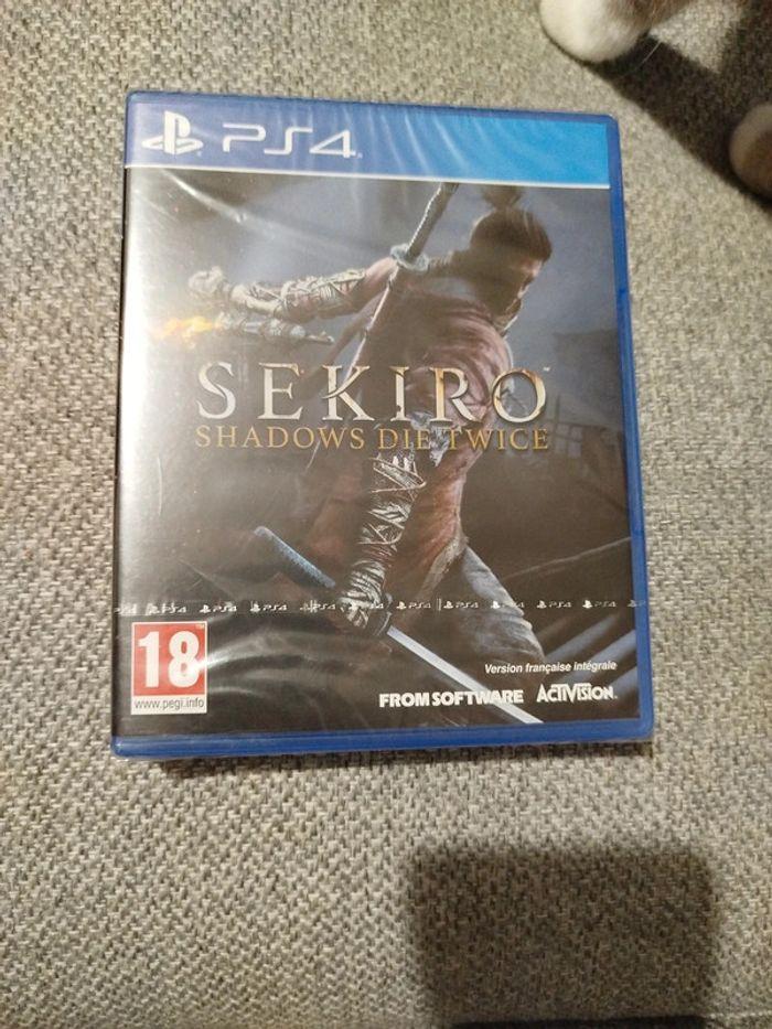 Sekiro ps4 neuf sous blister - photo numéro 1