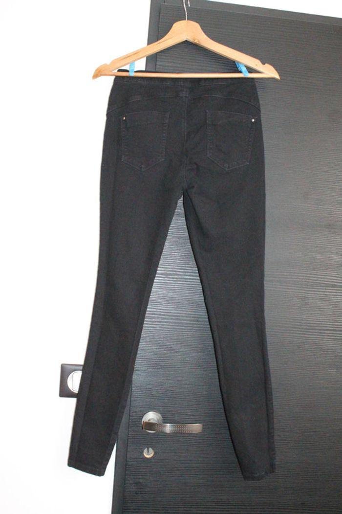 Pantalon taille 36 peu porté - photo numéro 4