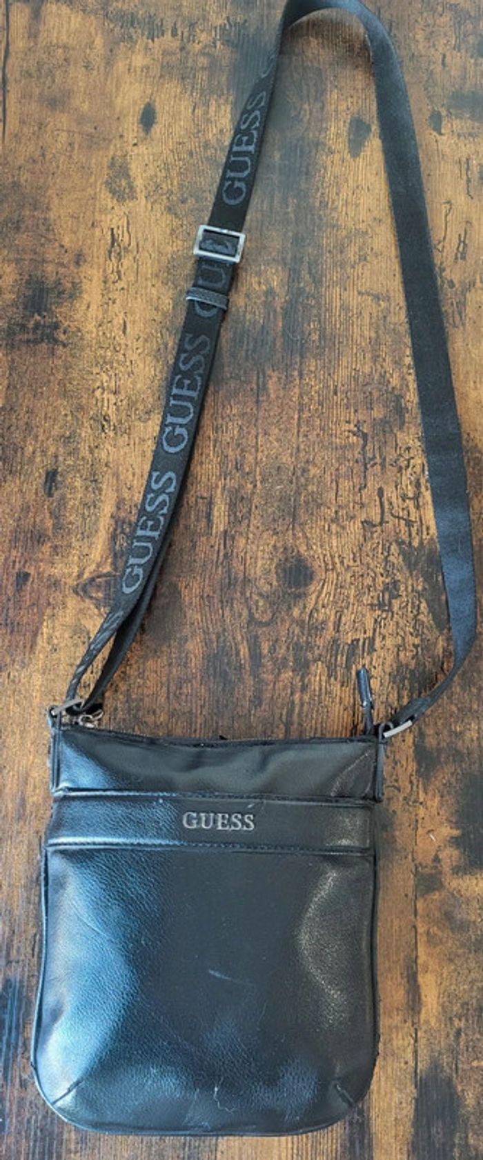 Sac a bandoulière Guess - photo numéro 1