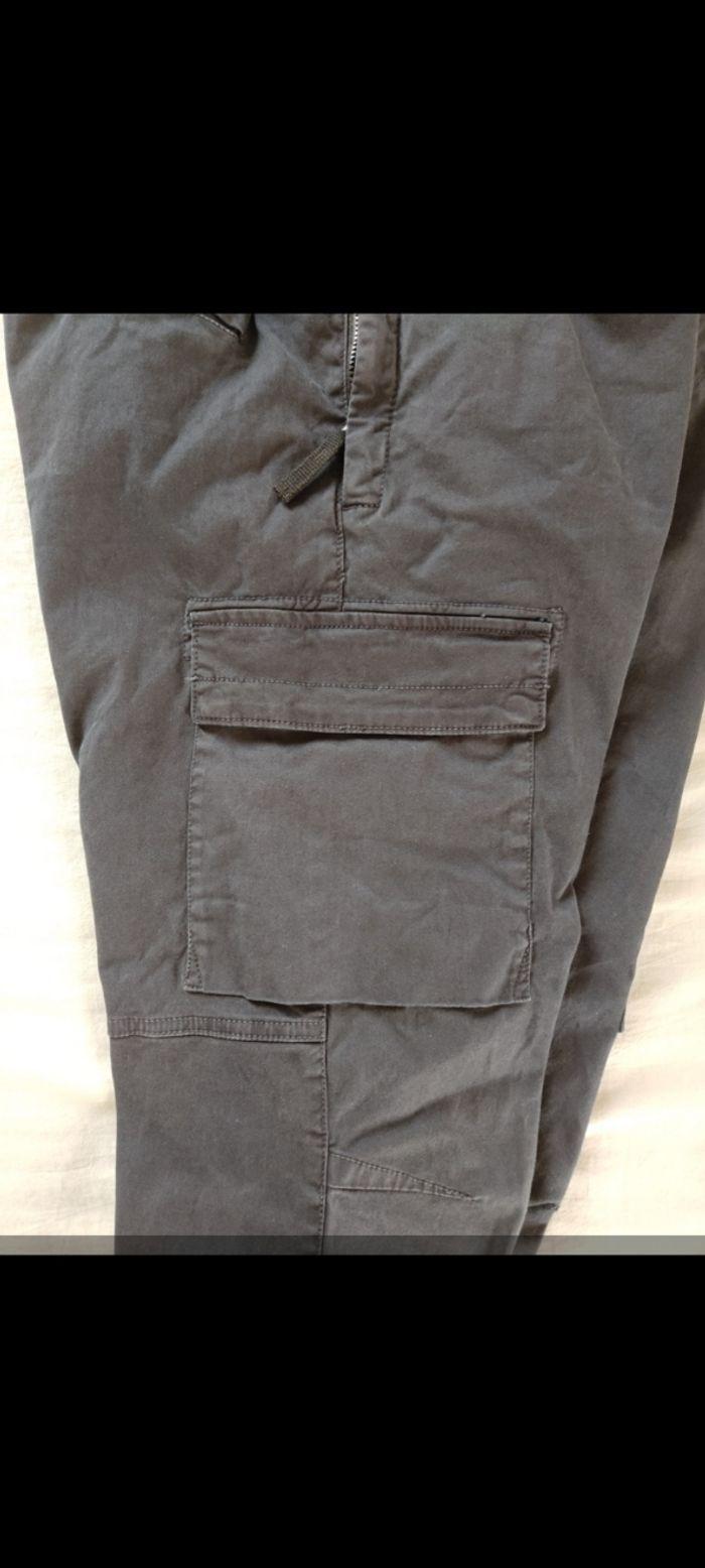 Cargo stone island taille us36 F22W - photo numéro 8