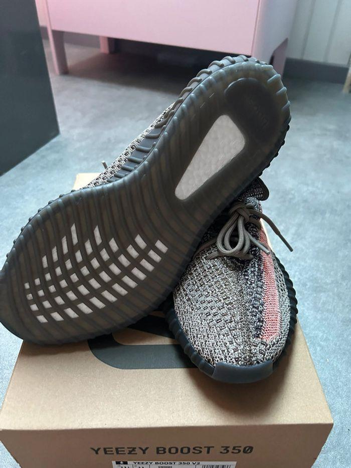 Yeezy Boost 350 V2 Ash Stone 46 - photo numéro 8